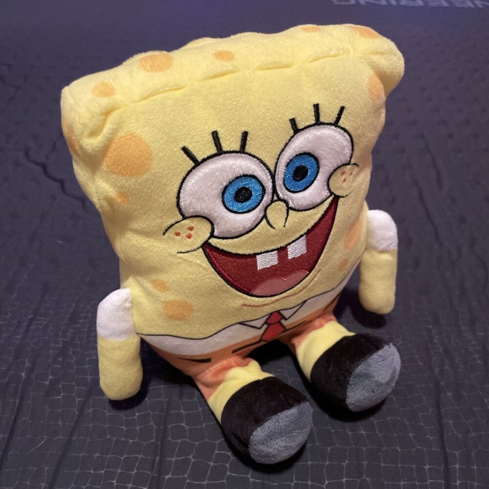 Kidrobot Phunny Spongebob Kamp Koral 7 Inch Plush Nickelodeon Displayed